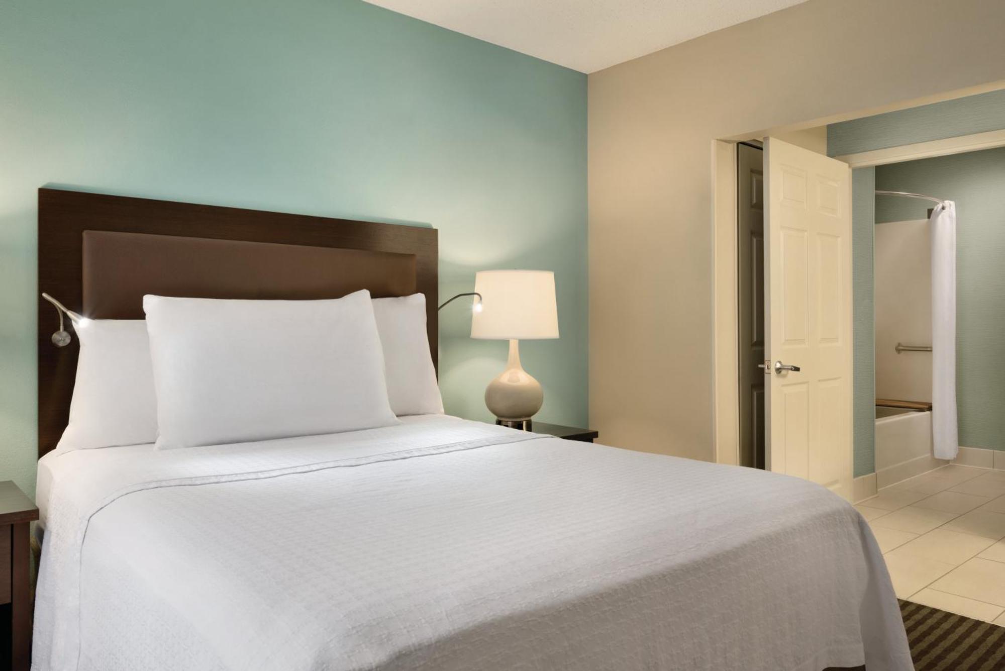 Homewood Suites Grand Rapids Exterior foto